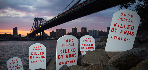 control-arms-treaty-campaign-brooklyn-bridge_1.jpg